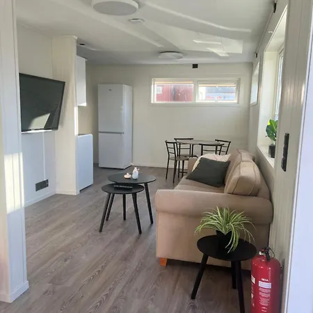 Kabelvag City Apartment شقة *